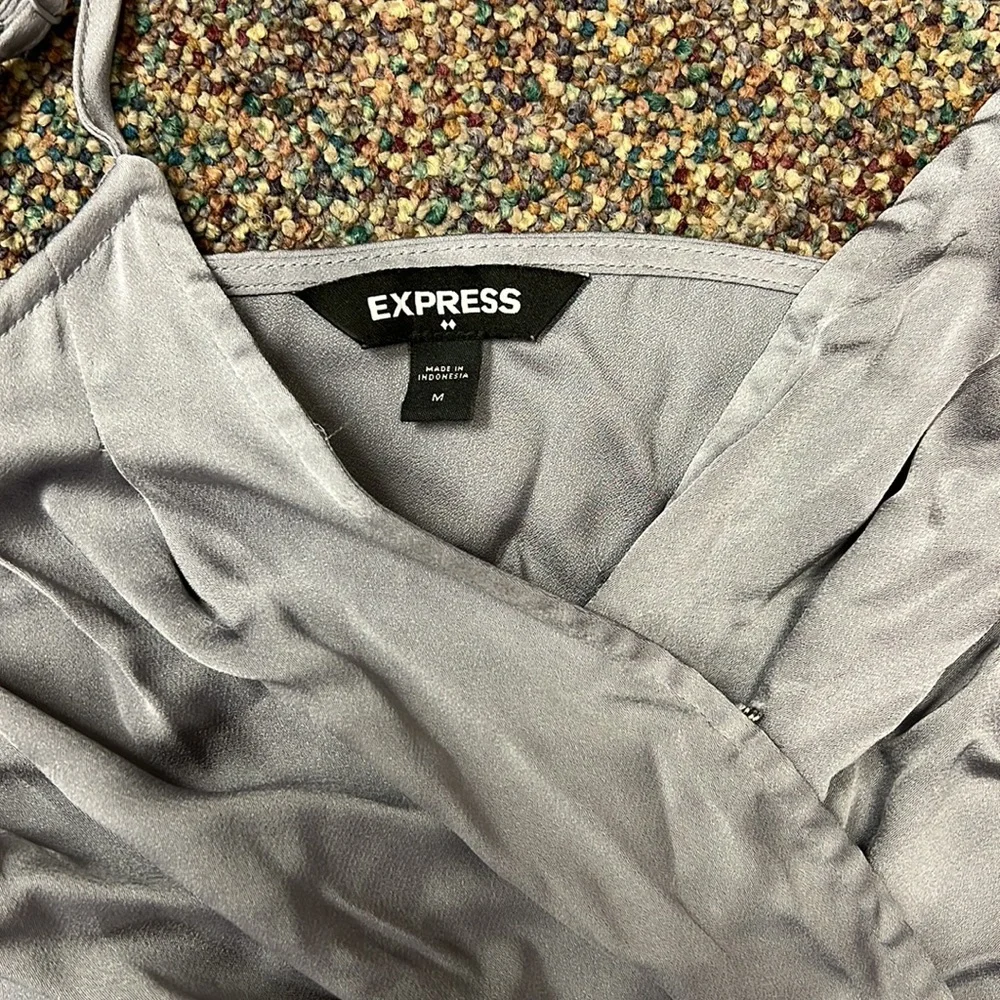 Express Medium grey low cut bodysuit blouse - Picture 2 of 4